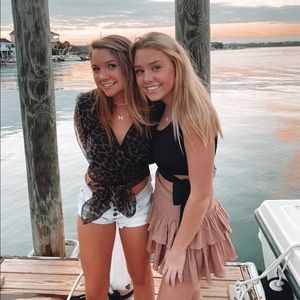 Meet your Posher, Brooke